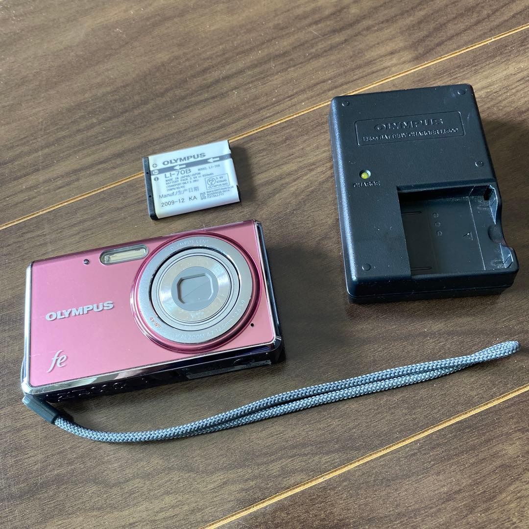 OLYMPUS FE-4020 Compact Digital Camera Pink 14.0MP 4x Opt Zoom