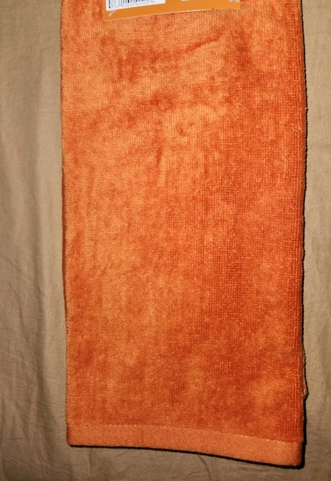 Charlie Brown & Lucy Pateando Fútbol Mano, Toalla de Baño ENVÍO AHORA 4SALETIL 8/9 Foto 2 de 3