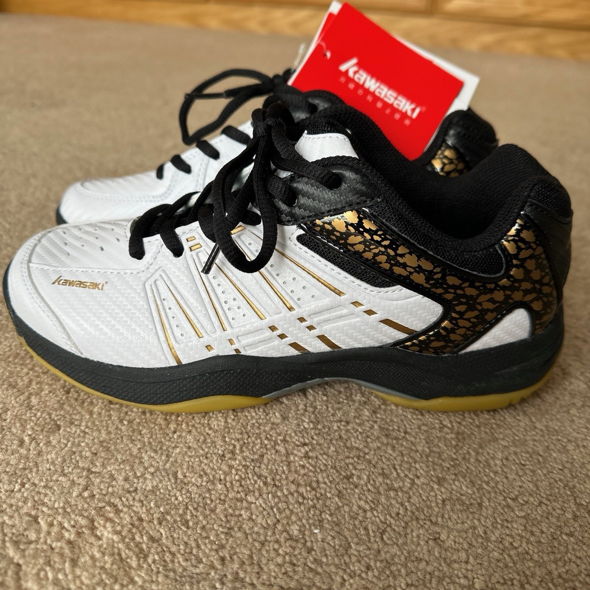 Kawasaki Badminton Shoes White Black Gold Women's Size 7 | eBay