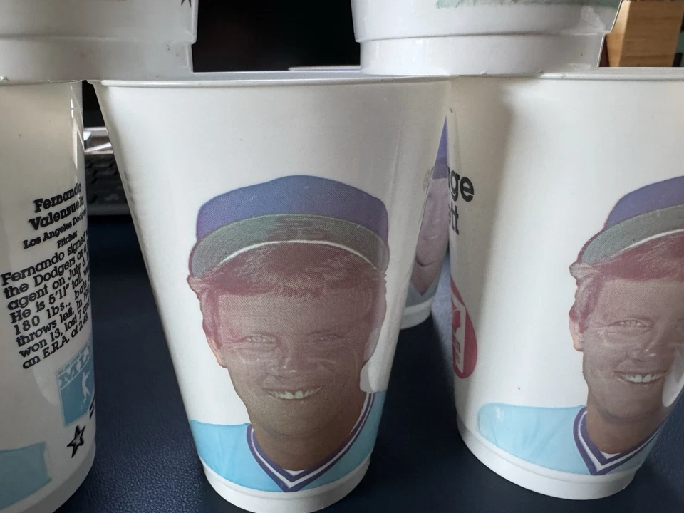 Reggie Jackson Steve Garvey George Brett Dusty Baker 1982 Slurpee Cup Lot (12) - Image 2 of 4