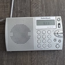 Ultra Rare Portable Short Wave Travel Radio Shack 2000125 Receiver AM FM SW