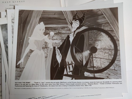 Walt Disney's Sleeping Beauty Advance Campaign Material - 1958 - Picture 8 of 12