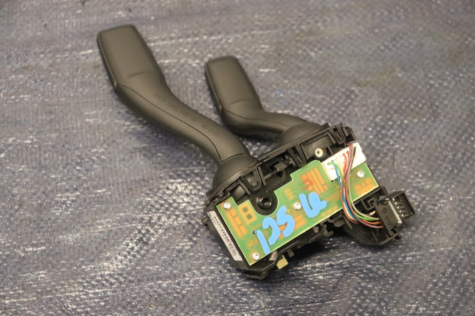 2012 AUDI R8 5.2 QUATTRO SPYDER V10 OEM TURN SIGNAL CONTROL SWITCH #1256