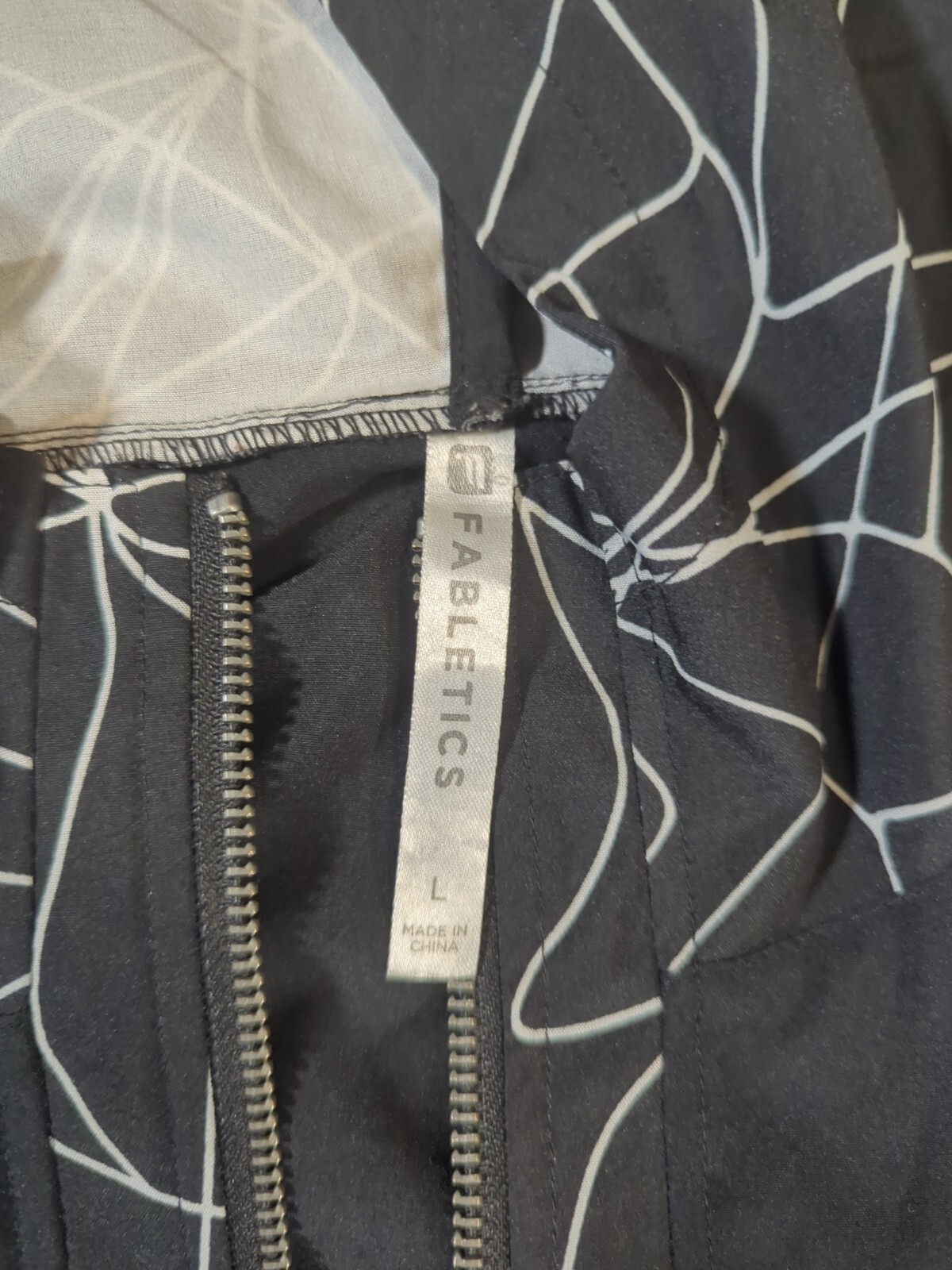Fabletics Jiae Lightweight Jacket Black White Scr… - image 10