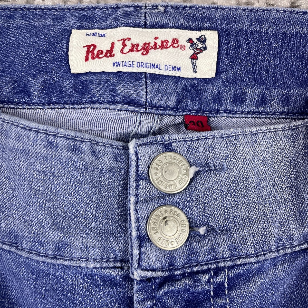 Red Engine Spitfire Jeans Womens Size 30 Medium Wash Cuffed Capri