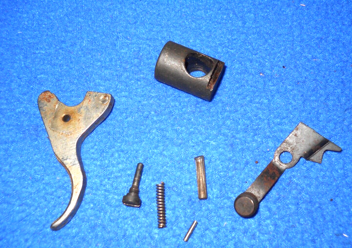 REVELATION 110M WESTERN AUTO 22 S.L.LR PARTS LOT: Trigger +++