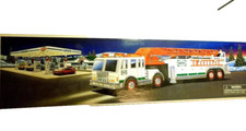 2000 HESS TOY FIRE TRUCK NEW IN ORIGINAL BOX