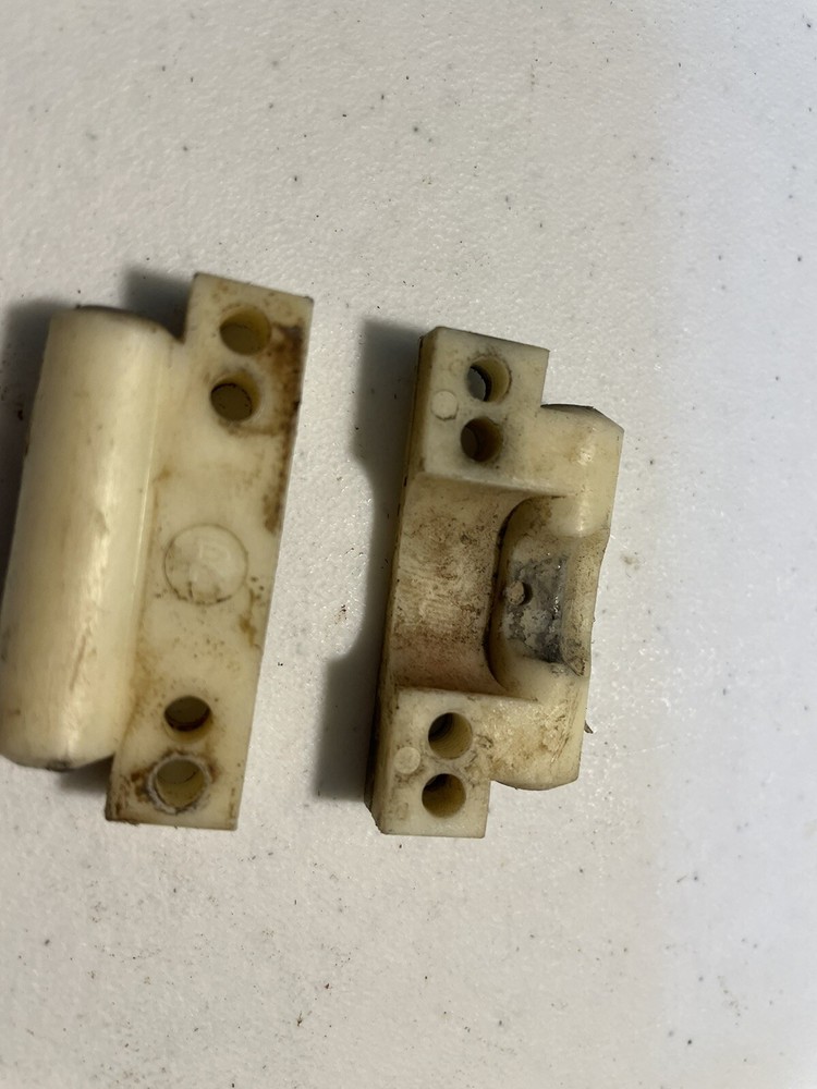 Team Associated RC10 Rear Arm Blocks Set