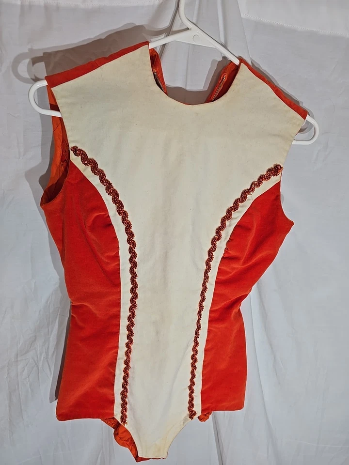 Disfraz de banda de marcha giratoria vintage talla mediana Foto 2 de 4