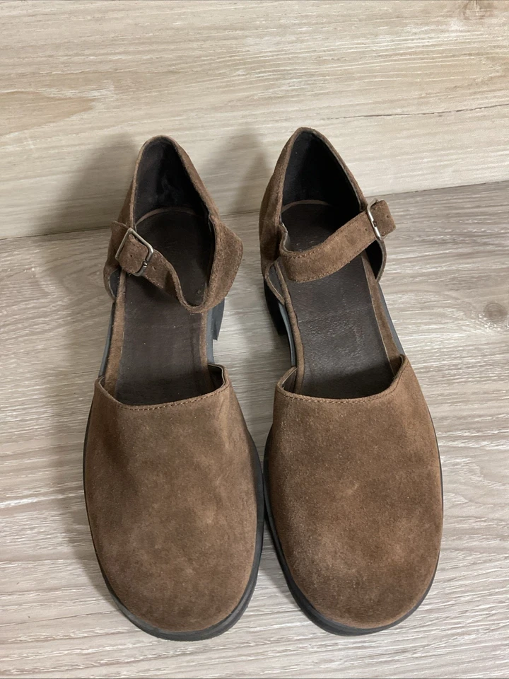 Vintage años 90 Y2K J. Crew Talla 9.5 Marrón Gamuza Grueso Mary Jane Zapatos Hebilla Italia Foto 4 de 4