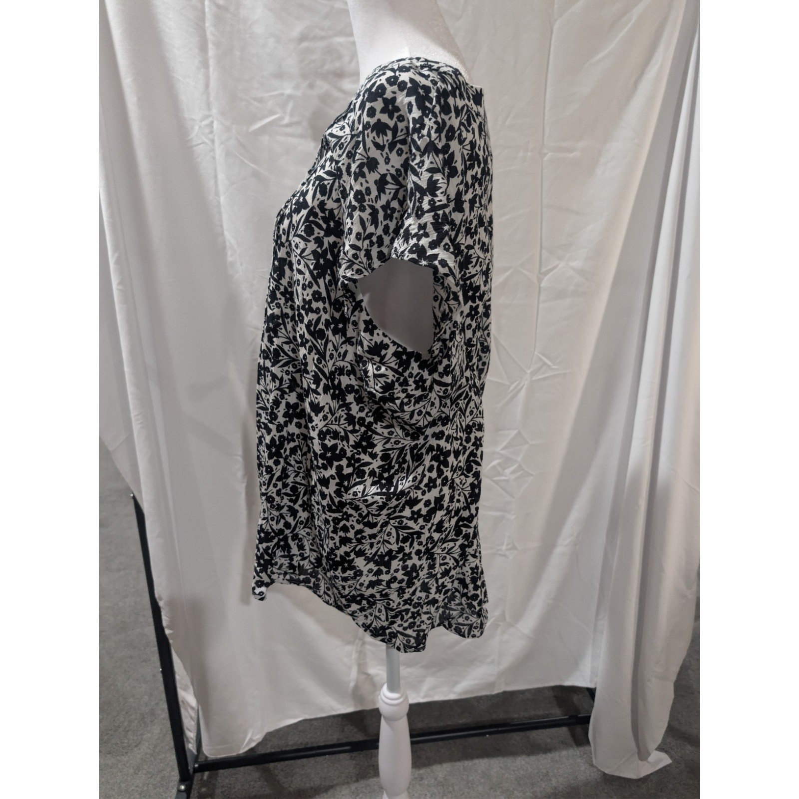 Coldwater Creek Women's Size XL pleated shirt Top… - image 3