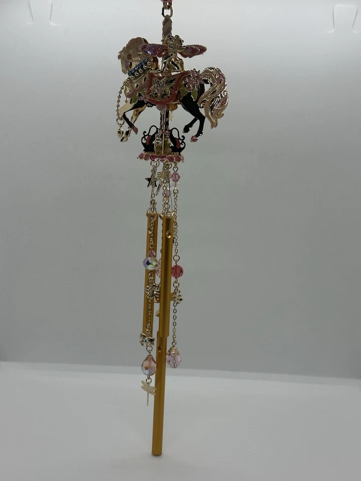 Carillón de viento Kirks Folly 'Fairy Go Round' tono dorado para caballo - 11′′ x 3′′ Foto 2 de 4