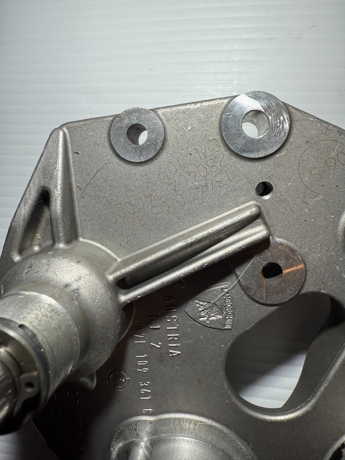 Lamborghini/ Audi V10 07L109361C Timing Cover Plate