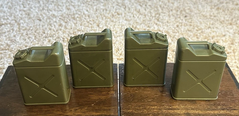 ACCESORIO FIGURA ESCALA 1/6 #85 EJÉRCITO DE EE. UU. LATA DE GASOLINA TANQUE GI JOE 12 PULGADAS lote de 4 Foto 3 de 4