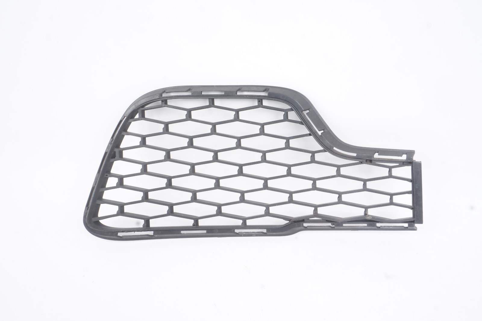 2014-2017 Maserati Ghibli M157 Front Left Driver Side Lower Grille OEM