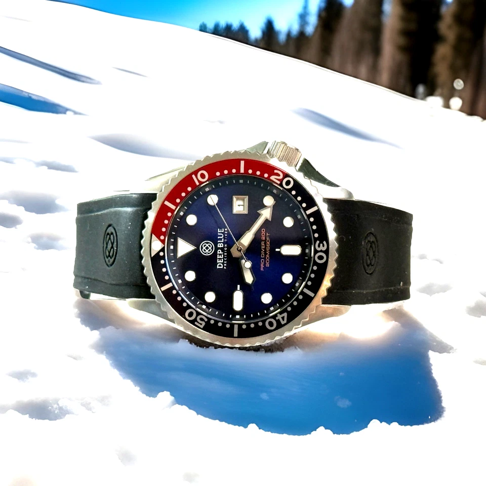DEEP BLUE Precision Sea Diver 200M Quartz - Red & Blue Straps-Full Kit Included - Image 3 of 4