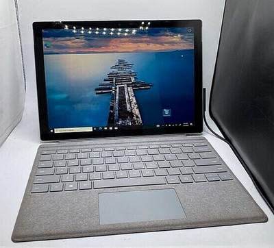 Microsoft  Surface Pro 5  12.6''  Intel Core i7-7660U  2.5GHz  8GB RAM  256GB SSD