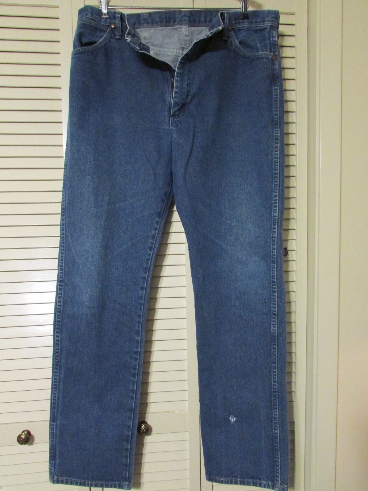 EXCELLENT Wrangler 38x36 COWBOY CUT Original Fit Jeans 13MWZ
