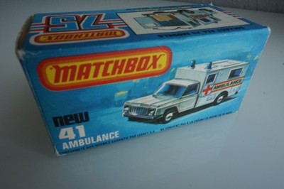 MATCHBOX Superfast 41 Ambulance Leerbox! England Box only