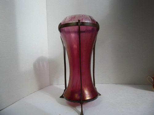 Antique Loetz Type Iridescent Art Glass Vase Bronze Art Nouveau Mounting - Picture 9 of 12