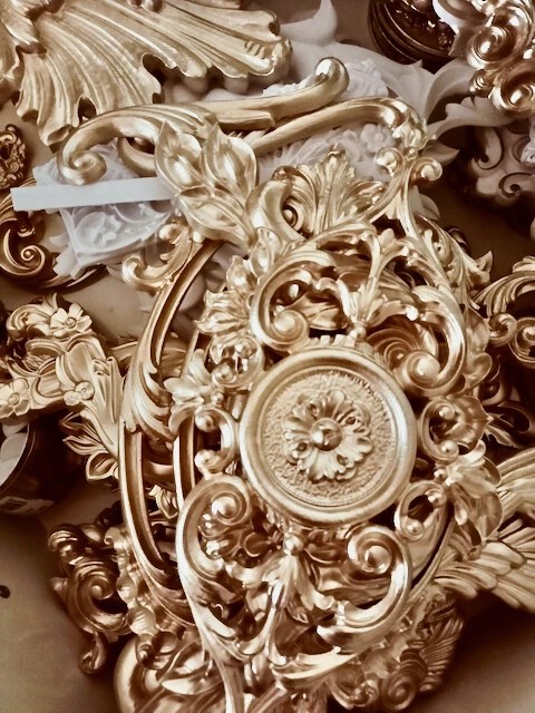 Elementos De Yeso En Oro - Variantes Diferentes - Decoración En Relieve - Imagen 2 de 4
