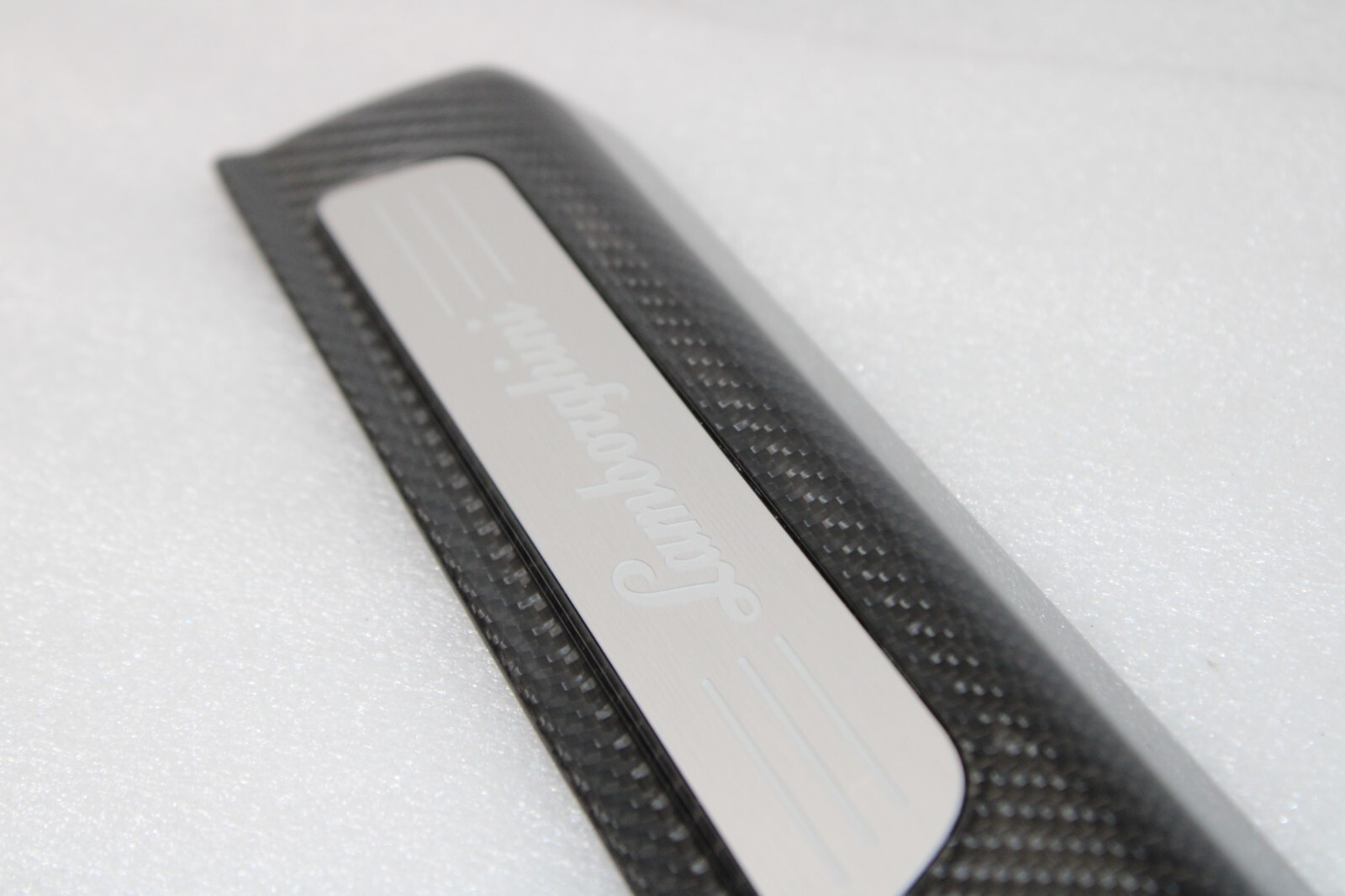 Lamborghini Urus, Carbon Fiber, RH, Rear Door Step Plate, Used, P/N 4ML853376B