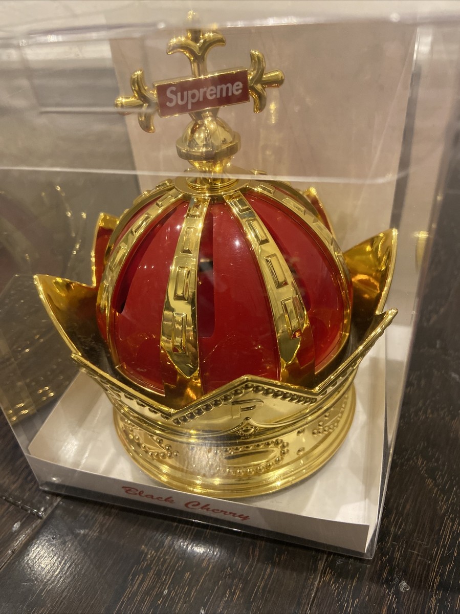 Supreme - Supreme エア フレッシュナー Crown Air Freshner 楽天市場】SUPREME シュプリーム 19SS 新品 赤 Crown Air