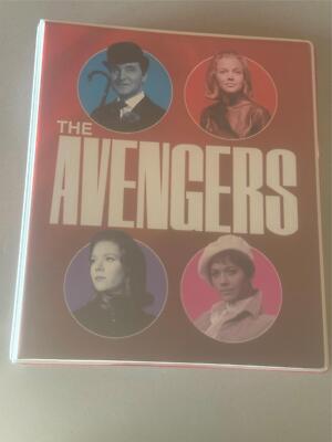 2024 UNSTOPPABLE CARDS AVENGERS Trading Card Binder Only
