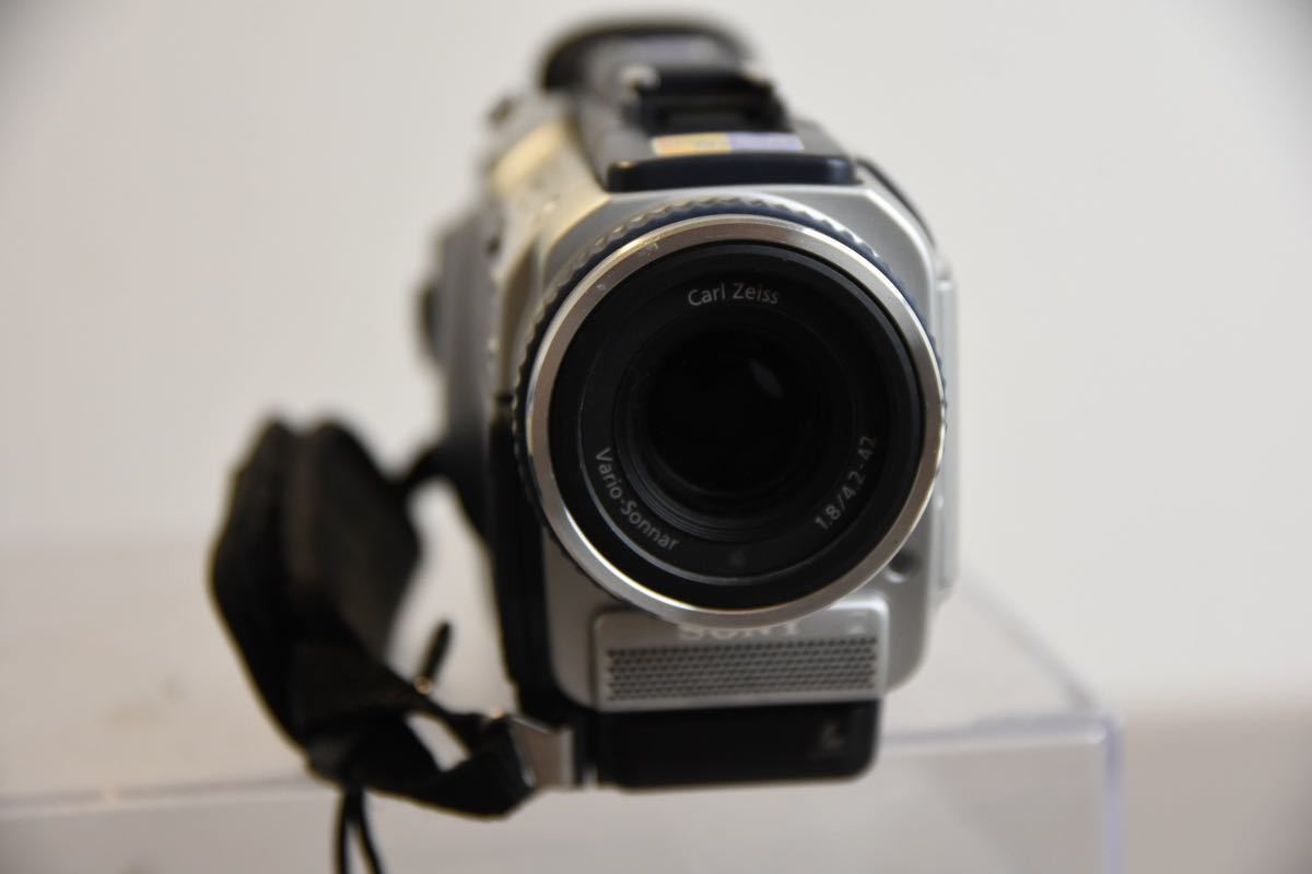 Sony Handycam DCR-TRV30 Camcorder Record Transfer Mini DV