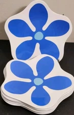 Set Of 8 TARGET Fresh Squeezed Plastic 9" Blue Flower Plates NEW