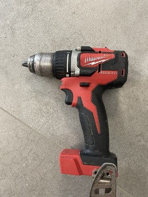 MILWAUKEE M18 CBLDD Akku-Bohrschrauber