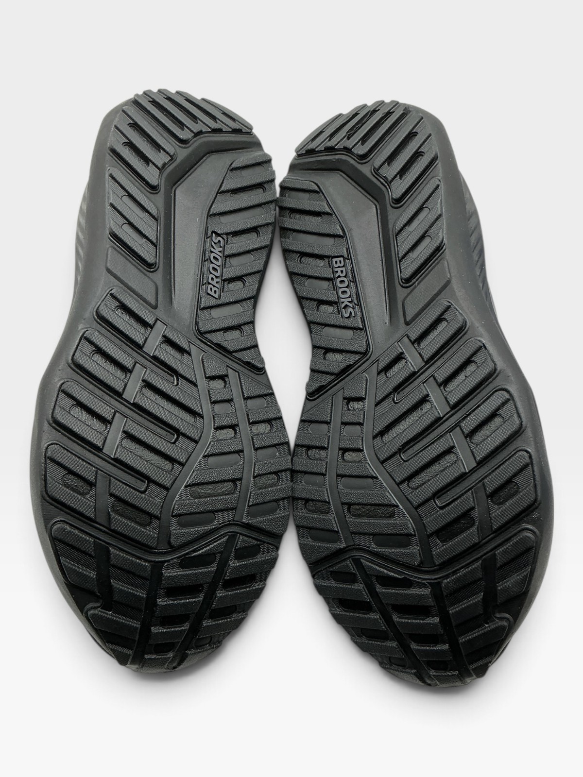 Brooks Anthem 8 Men's Size 9 Black/Ebony Running Shoes | eBay
