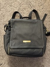 Petunia Pickle Bottom