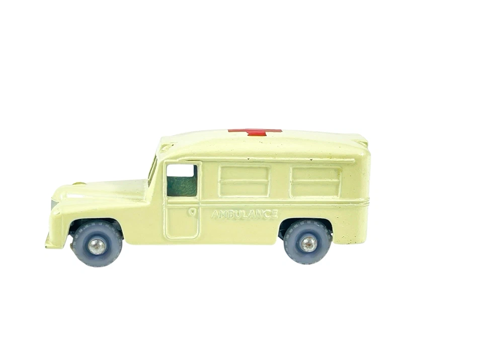 Matchbox Lesney No. 14 GPW Daimler Ambulance w/B5 Box - Image 2 of 4
