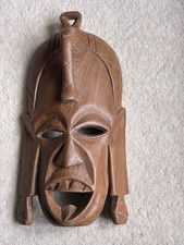 Vintage Kenyan Handmade Tribal Mask Wall Hanging 22cm In Vgc