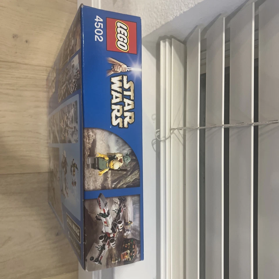 LEGO Star Wars: X-Wing Fighter (4502) - Image 4 of 4