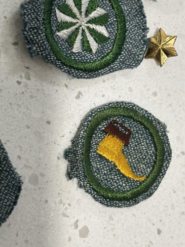 Vintage Girl Scout Sterling Silver Ring Stamped , Patches, And Pins - Picture 12 of 21