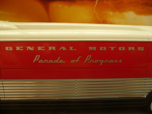 1:43 Neo 1941/1954 GM General Motors Futurliner Parade of Progress in OVP -RAR! - Bild 5 von 24