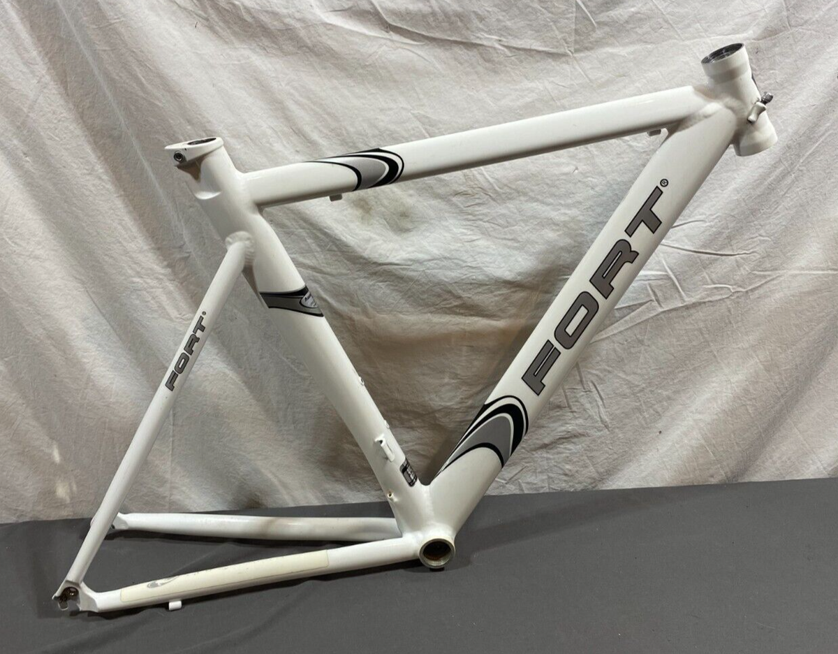 FORT Cycles Czech Republic 54cm C-T Hand Built Aluminum Road Bike