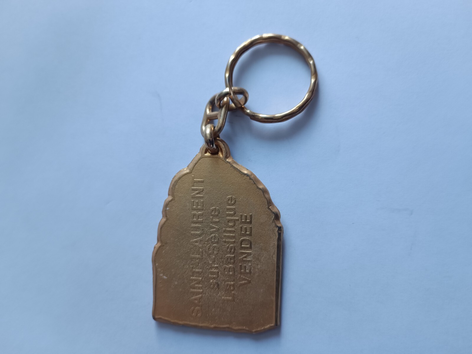 PORTE-CLES MÉTAL EMAILLÉ - ORANGINA à la Puple d'Orange VINTAGE Soda