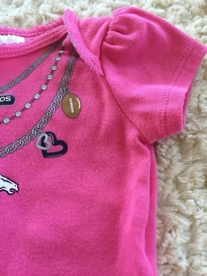 Denver Broncos Fútbol Niñas Rosa Manga Corta Collar de Una Pieza 0-3 Meses Foto 4 de 4