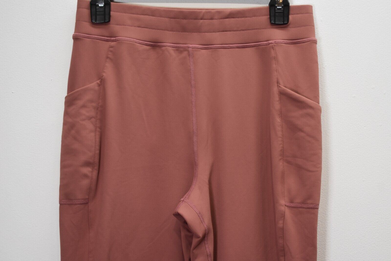 Fabletics Womens Solid Pink Stretch 2 Pocket Yoga… - image 2