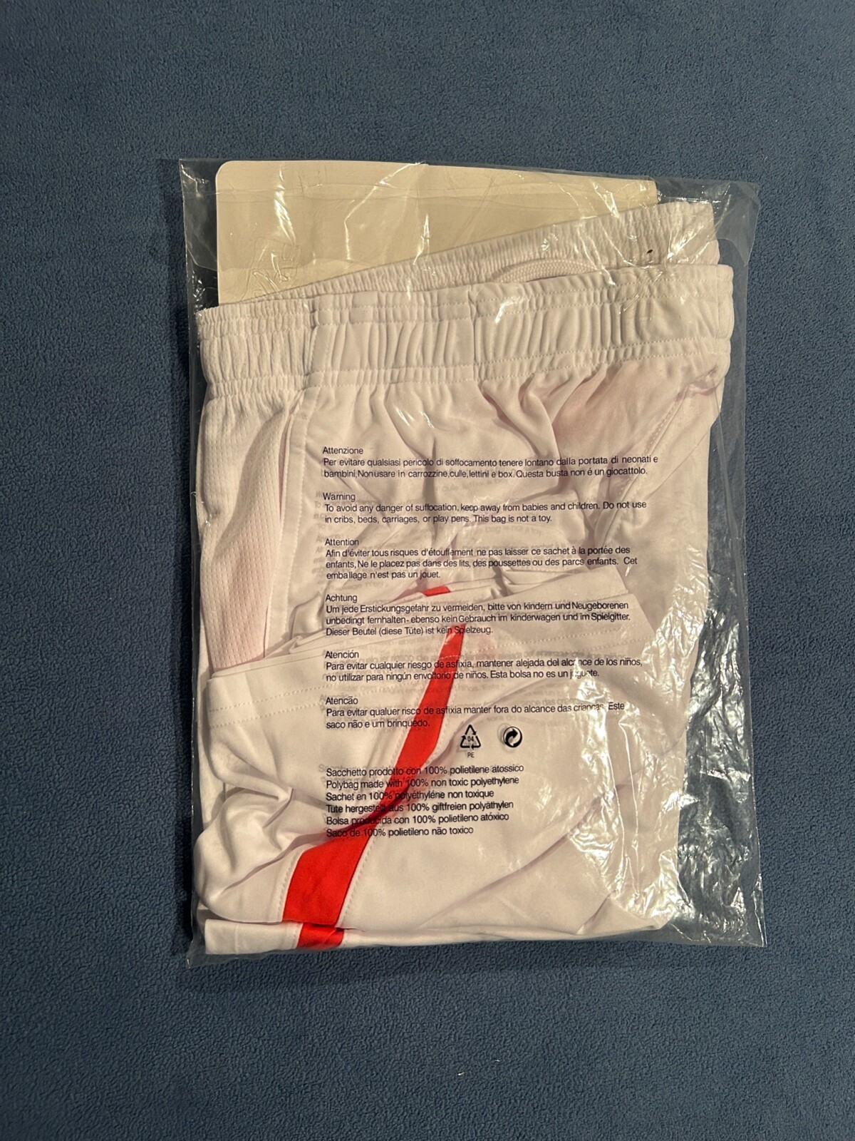 Pantaloncini da tennis Fila bianchi non aperti con etichette taglia XXL