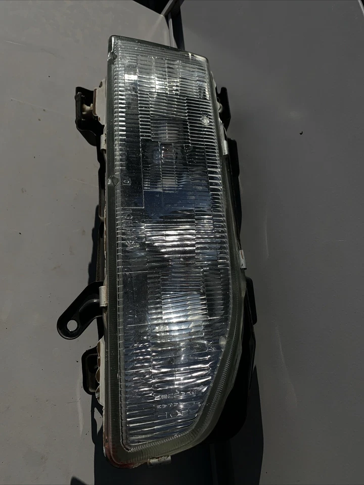 MONTAJE DE FAROS STANLEY 1989-1990 ACURA LEGEND PASAJERO LADO DERECHO OEM 89-90 Foto 2 de 4