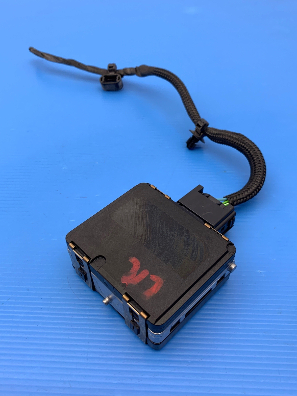 2020 - 2021 MERCEDES GLB 250 OEM BLIND SPOT RADAR CONTROL MODULE  