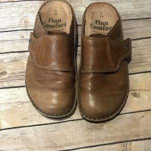 finn comfort clog
