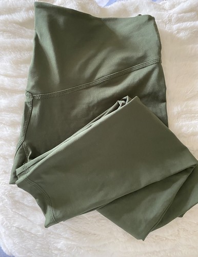 Olympia Leggings Sz Medium (new) - Picture 3 of 3