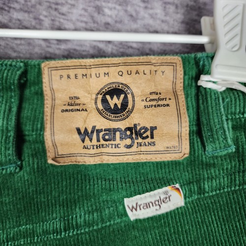 Wrangler Jeans Womens Size 5 Hi Bells High Rise Wide Flare Green Corduroy NEW - Picture 13 of 14