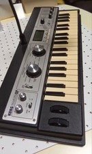 KORG microKORG XL 37-Key Synthesizer Vocoder with Microphone, Manual & Adapter