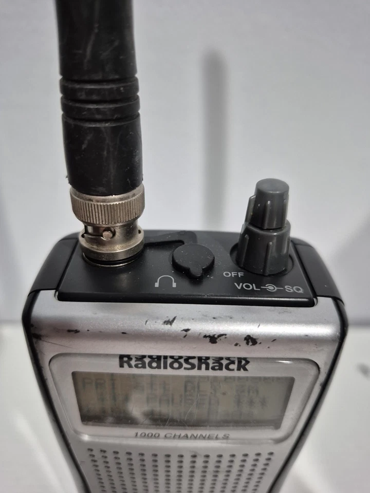 Radio Shack PRO-97 1000 Channels Triple Trunking Scanner Receiver Radio 20-527 - Image 2 of 4